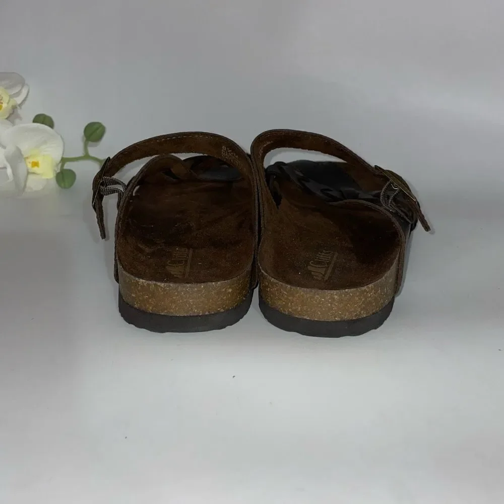 New Cliff by White Mountain Brown Sandals